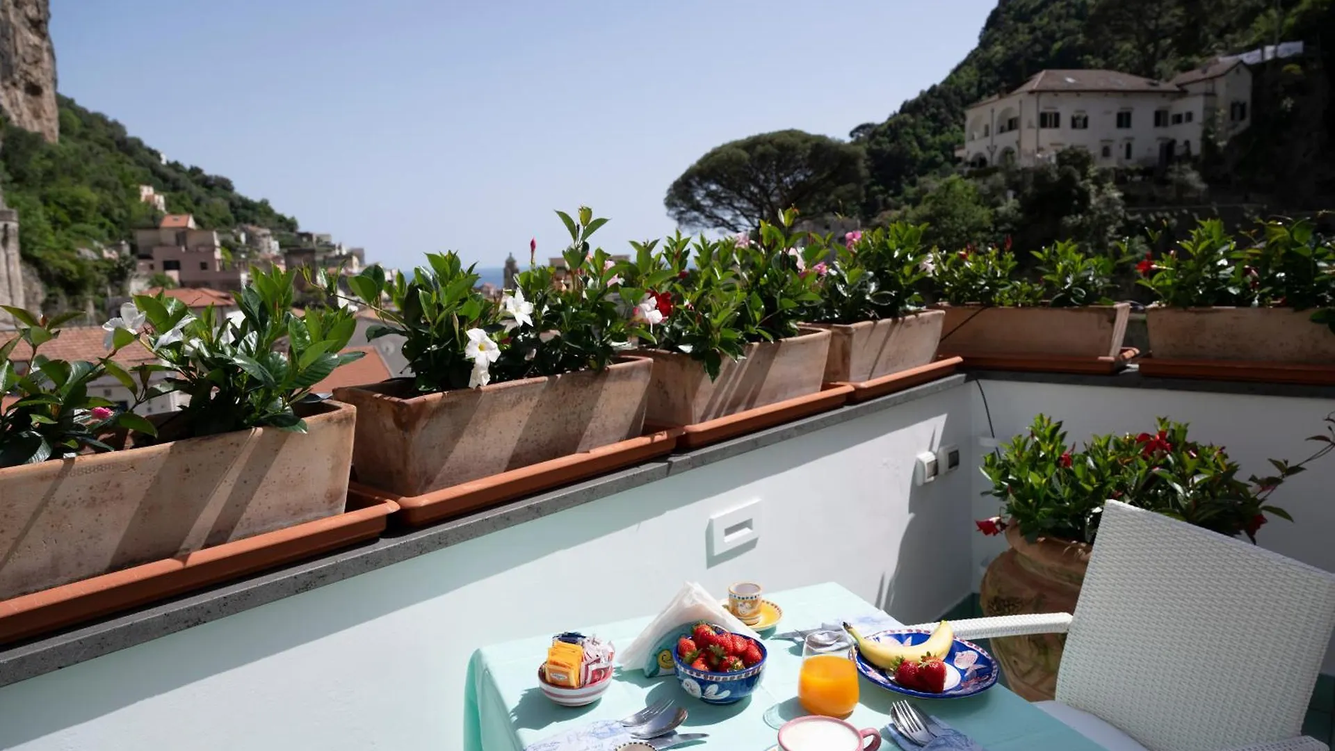 Valle D'Amalfi Suites Gasthof Amalfi
